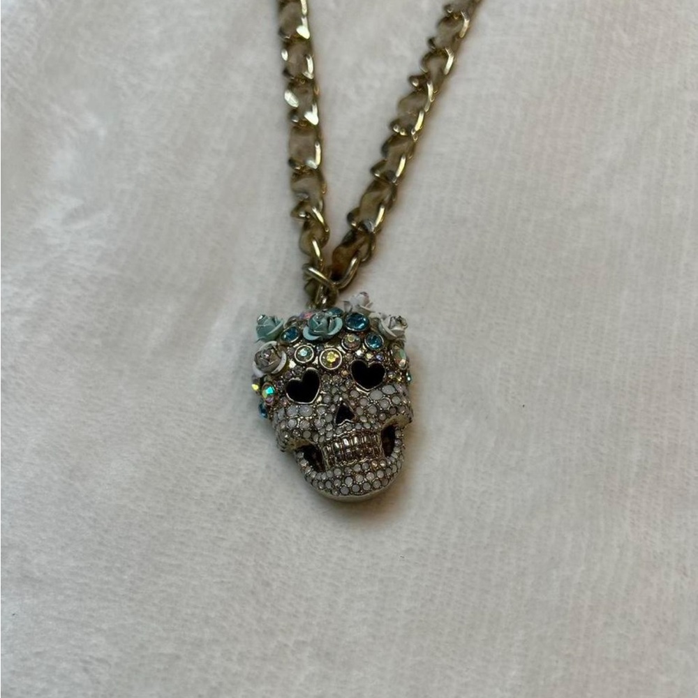 Betsy Johnson Floral & Crystal Skull Pendant Necklace